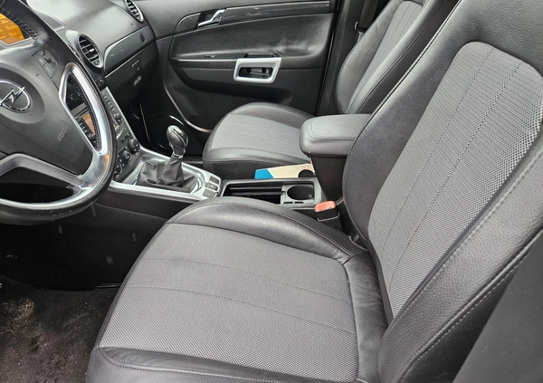 Opel Antara cena 39900 przebieg: 171000, rok produkcji 2017 z Stawiski małe 67